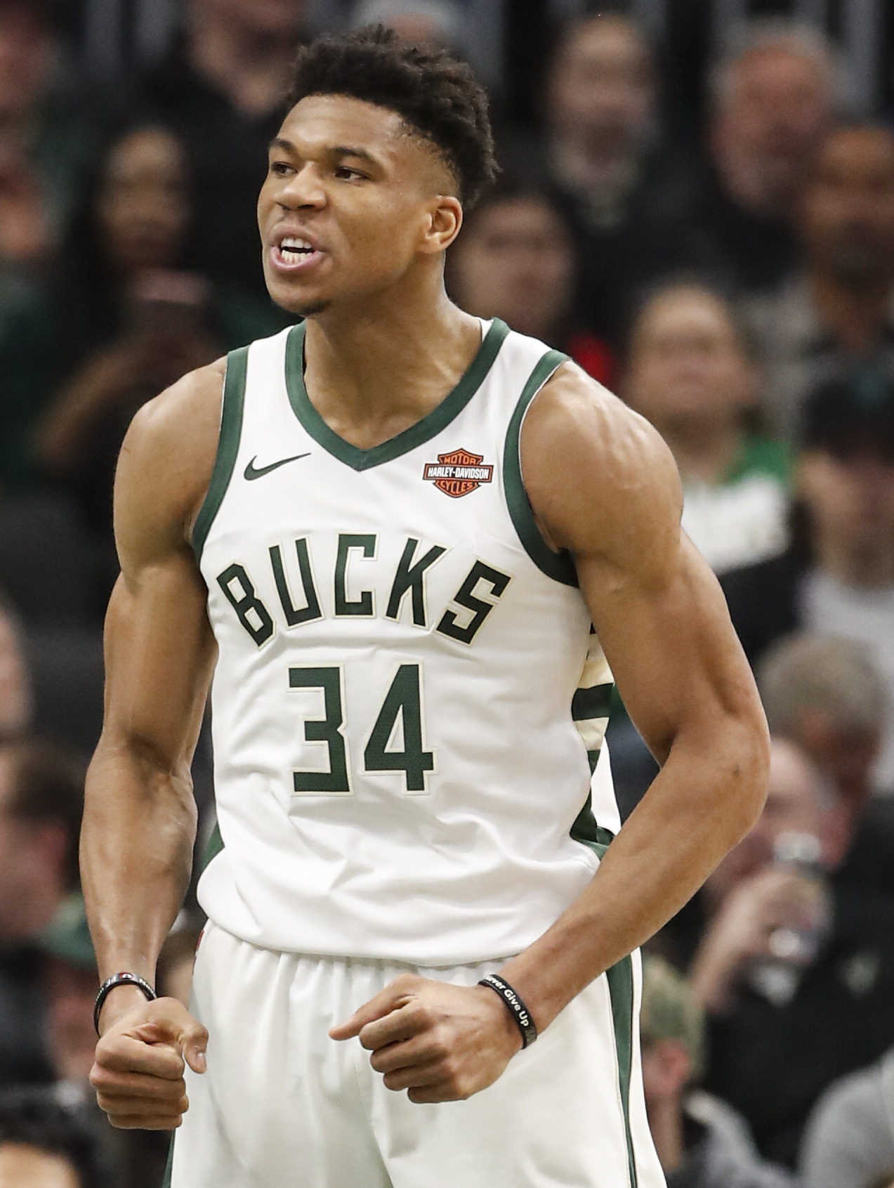 密尔沃基雄鹿vs金州勇士-亚博网站