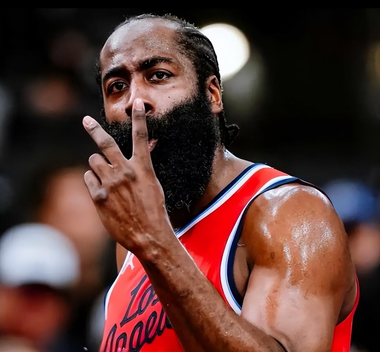 NBA季后赛今晚再迎强敌，亚特兰大迎来里程碑，主帅态度：质疑声仍在，球探报告显示潜力的简单介绍-亚博娱乐平台